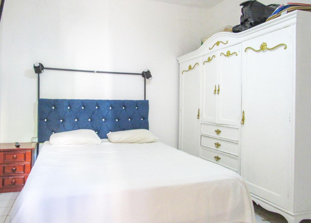 Apartamento A 70 Metros Da Praia De Pitangueiras Sp Guarujá Exterior photo